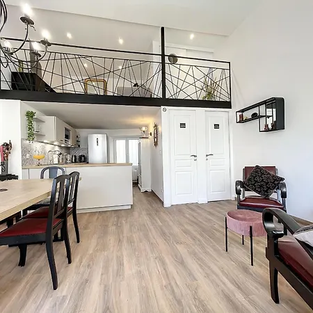Familiale Lumineuse Avec Espace Enfants A - Fr-1-582-483 Bed & Breakfast Saugues
